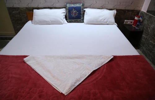 Amar Sagar Pol Hotel | Road side guest house