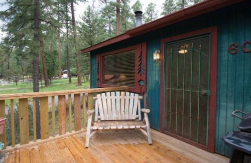 Ruidoso Casa | Roadrunner - Cozy Cabin - Whirlpool and Hot Tub