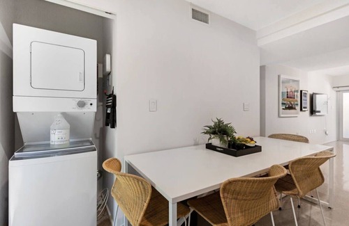 South Pointe Casa | Roami at 250 Collins | Pool | Next to Beach | 2 Bed