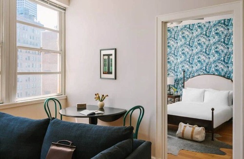 Central Business District Casa | Roami at Duncan Plaza | One Bedroom