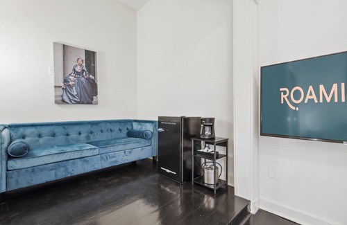French Quarter Casa | Roami at St. Helene | Pool | Suite | Balcony