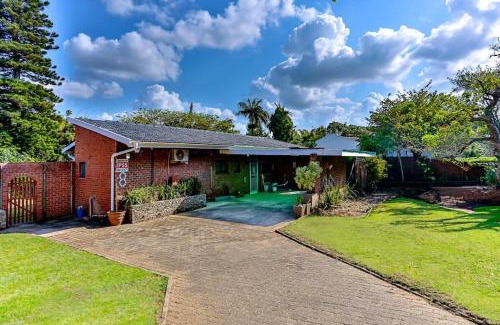 Salt Rock Casa | Robbins road cheerful, pet-friendly home