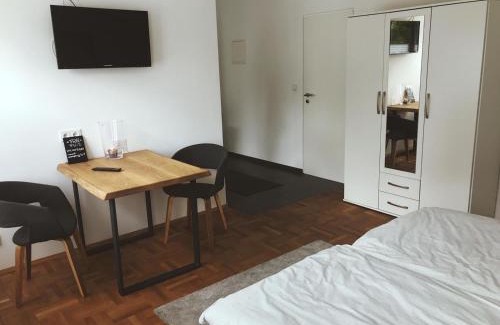 Neheim Apartamento | Robert Koch