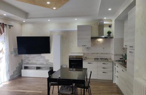 Lake Bracciano Apartamento | Robert's Sweet Station House A