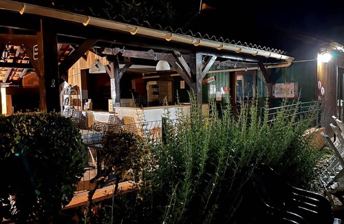 Saint-Avit-Senieur Chalet De Esquí | Robin, casa rural y piscina compartida