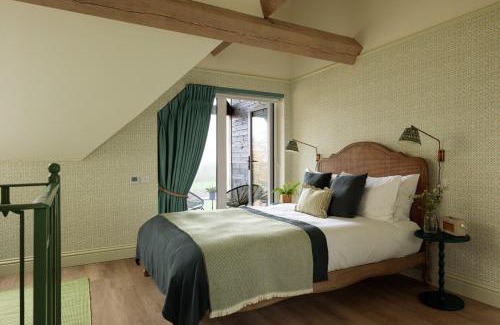 Alton Casa | Robin's Nest - Otium Wine Estate