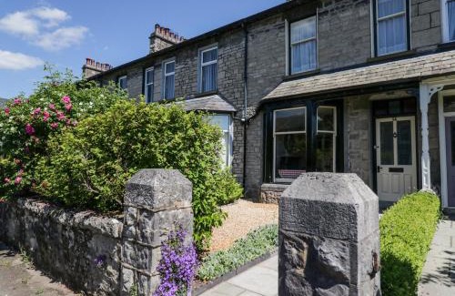 Kendal Casa | Robin's Retreat