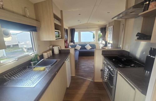 Rhyl Cabina | Robinhood 3 Bed Standard Caravan