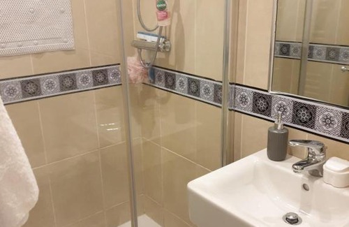 Rhyl Otro | robinhood entire lodge 2 bed sofa bed single sleeps 6