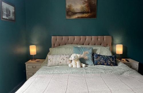 Wrexham Casa | Robin’s Hollow: 2BD Home Near Wrexham AFC