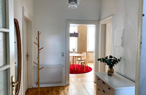 Detmold Apartamento | Robins Nest - Charmanter Altbau, zentral & ruhig, inkl Parkplatz