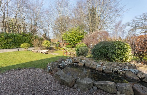 Offerton Cabaña | Robins Perch- Modern Cosy Cottage with Fantastic Garden View in a quiet location