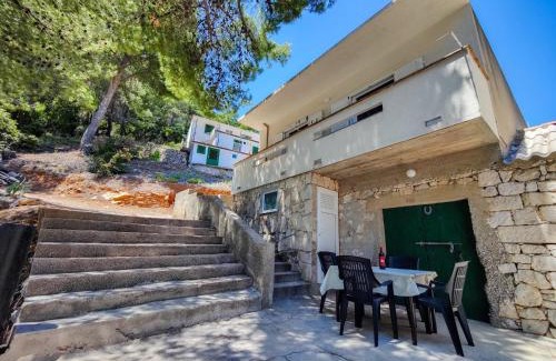 Bogomolje Casa | Robinson Borik