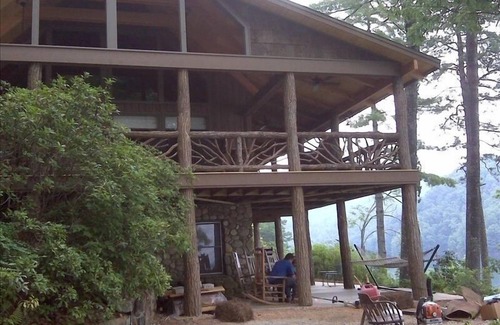 Salem Casa | Robinson Lake Front Lodge en el lago Jocassee