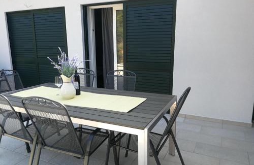 Gdinj Apartamento | Robinson My dream