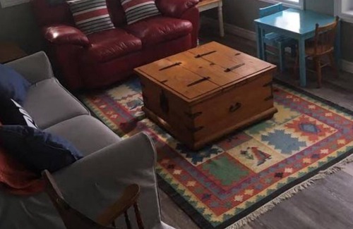 Ameliasburgh Casa | 3 BR 1BA Waterfront Boaters Cottage