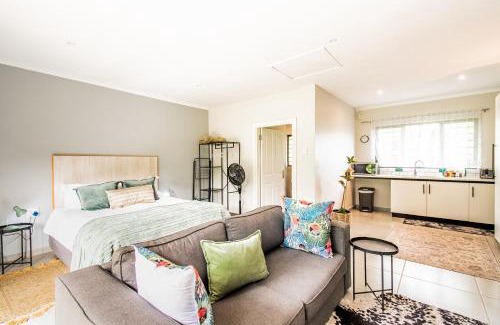 Kloof Apartamento | Robyns Nest Self Catering Studio Cottage No2