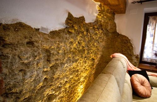 Setenil de las Bodegas Apartamento | Roca Loft Maruja