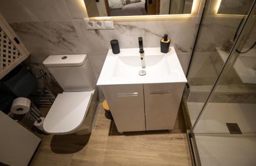 Setenil de las Bodegas Apartamento | Roca Loft Maruja