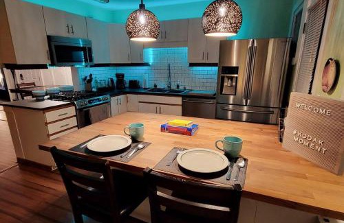 Downtown Rochester Apartamento | Rochester Kodak Themed 2 Bedroom Apt With Parking