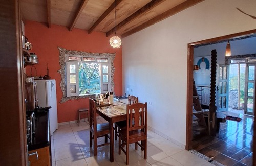 Ibicoara Chalet De Esquí | Rock Art House Nature, art and comfort in the center of Ibicoara.