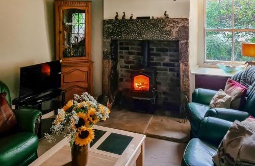 Matlock Casa | Rock Cottage