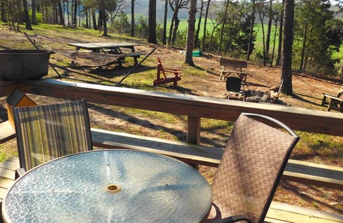 Dixon Casa | Rock Eddy Bluff Farm Cabins