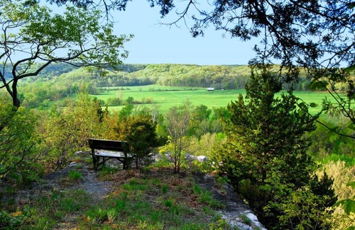 Dixon Casa | Rock Eddy Bluff Farm Cabins