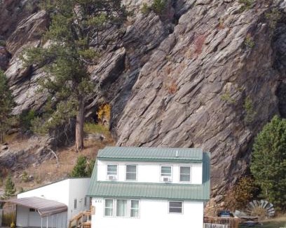 Custer Casa | Rock Face Lodge Custer SD