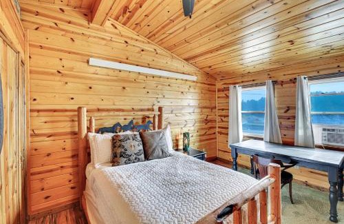 Custer Casa | Rock Face Lodge Custer SD