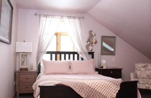 Sharbot Lake Cama Y Desayuno | Rock Hill Bed & Breakfast