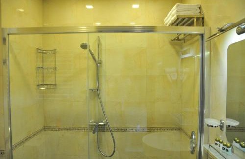 New Boulevard Apartamento | Rock Hotel First Line