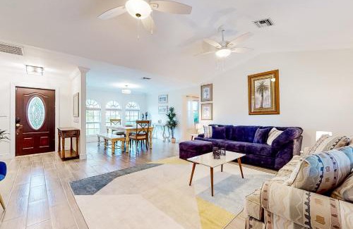Bonita Springs Casa | Rock 'N Reel - Riverfront Retreat