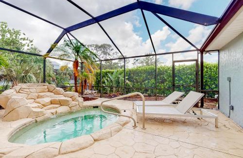 Bonita Springs Casa | Rock 'N Reel - Riverfront Retreat