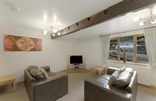 Bondgate Within Casa | Rock Side Barn at Pound Farm