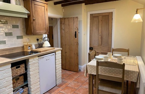 Alton Cabaña | Rock View, charming cottage near Alton Towers