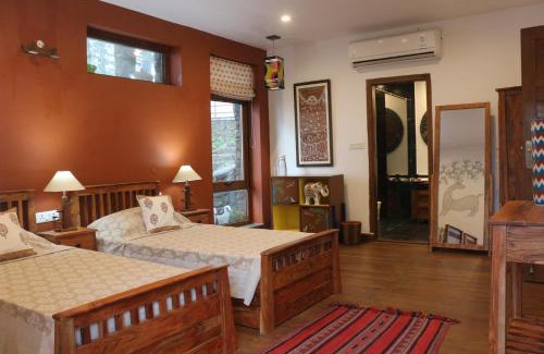 Landour Cama Y Desayuno | Rock Villa by Baaya