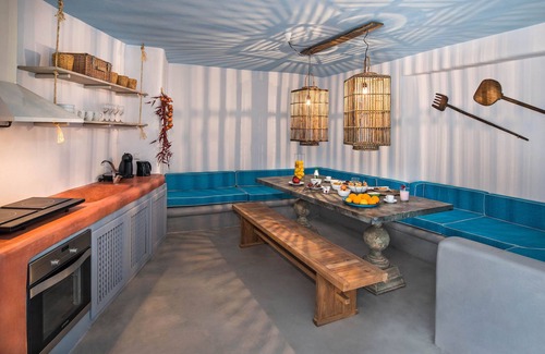 Emporio Villa | Rock Villa Myth - Private villa with hot tub