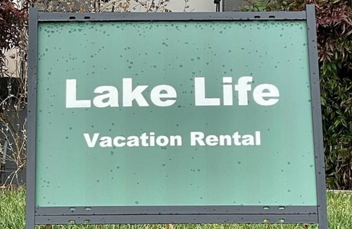 Lake Junaluska Apartamento | Rock Wall Retreat-1 min walk to Lake J Assembly-10 min to Waynesville & BR Pkwy