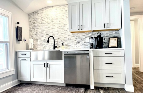 Rockford Casa | Rockford 2BD w/ EV Charger, Patio & Fast WiFi, Upscale Furnished Rentals in Rockford, IL | Ideal Sho