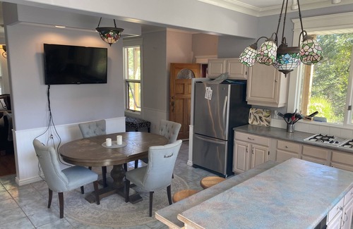 Halfmoon Bay Casa | Rockhill House