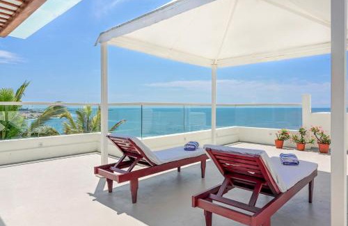 Neyyattinkara Complejo | Rockholm at the Light House Beach