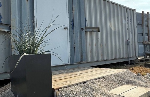 Round Top Apartamento | Rockin' 40' Container