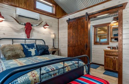 Fredericksburg Casa | Rockin' R - Morning Star Cabin
