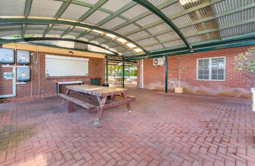 East Rockingham Otro | Rockingham Holiday Village