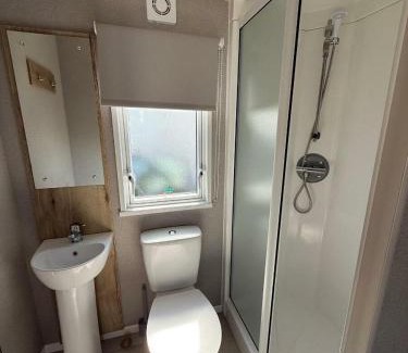 Hamworthy Casa | Rockley Park - Holiday Accommodation 22180