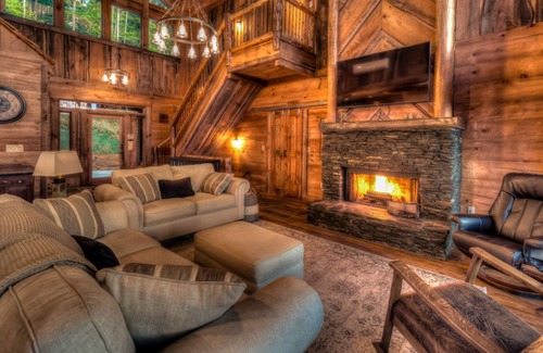 Blue Ridge Cabaña | Rocknview Lodge by Escape to Blue Ridge