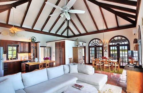 Ocean Point Villa | Rockspray: ¡Una villa única de dos dormitorios y dos baños!
