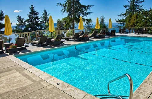Halfmoon Bay Casa | Rockwater Resort House