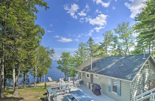 Northeast Somerset Cabina | 'Rockwood Hills:’ Quiet Lakefront Retreat w/ Dock!